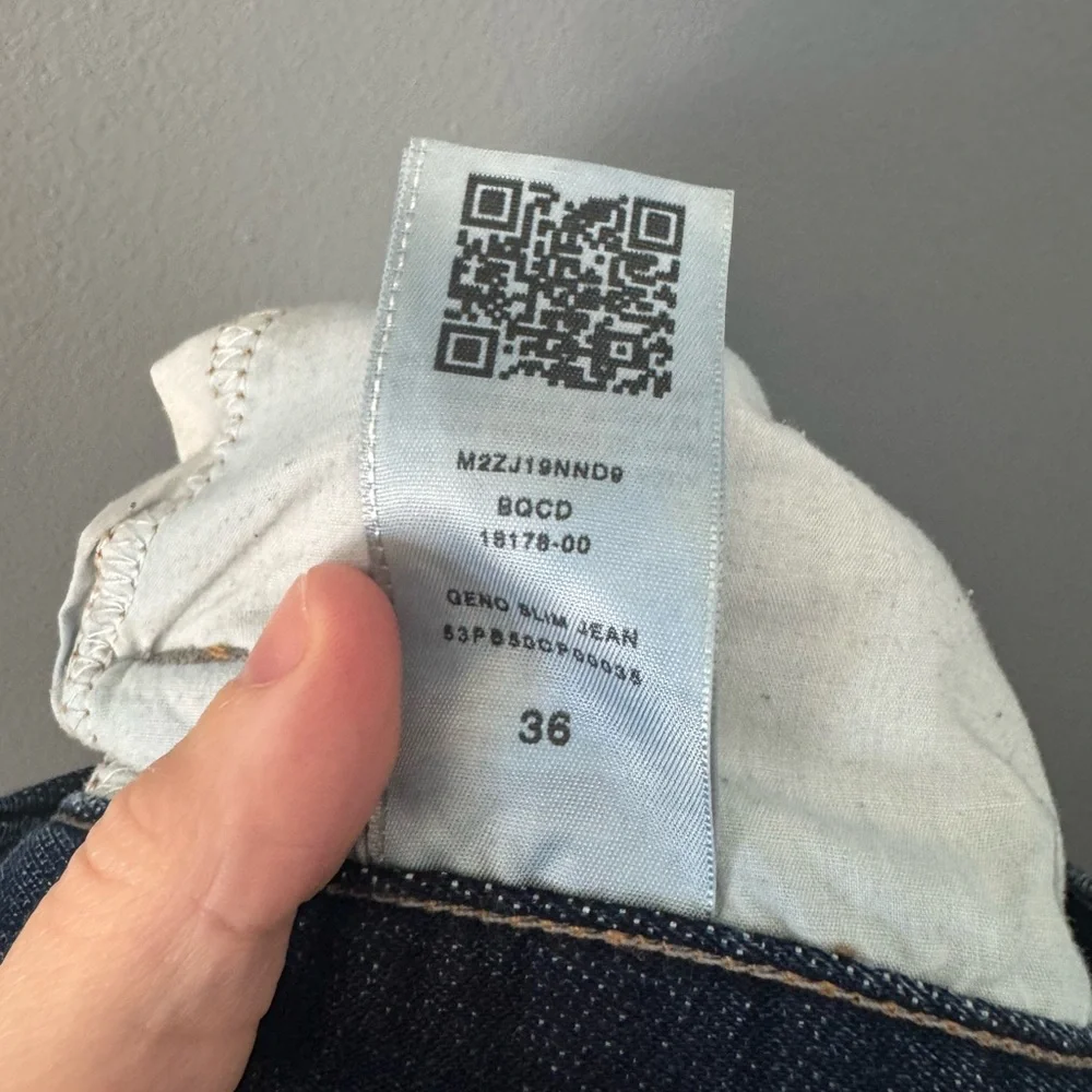 True Religion Geno Relaxed Slim fit dark wash